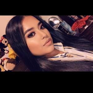 Meet your Posher, Josseline